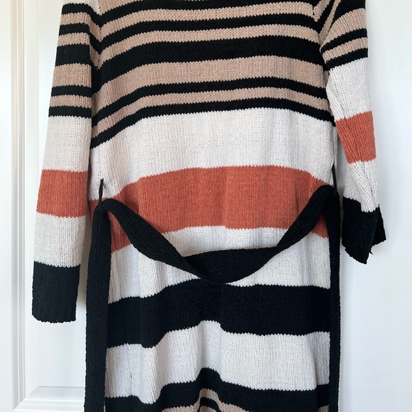 Fall Duster from Red Dress Boutique - Picture 4 of 5